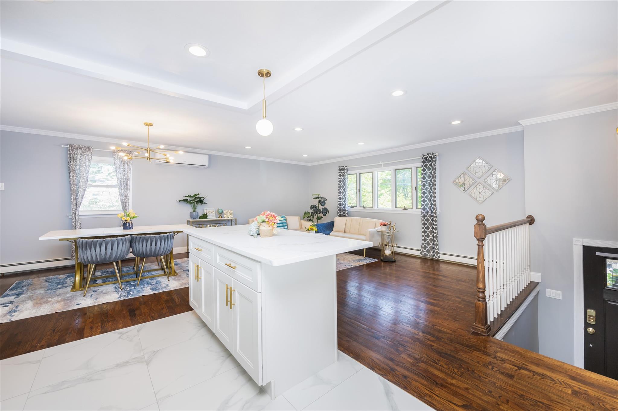 30 Devine Avenue, Syosset, New York image 12