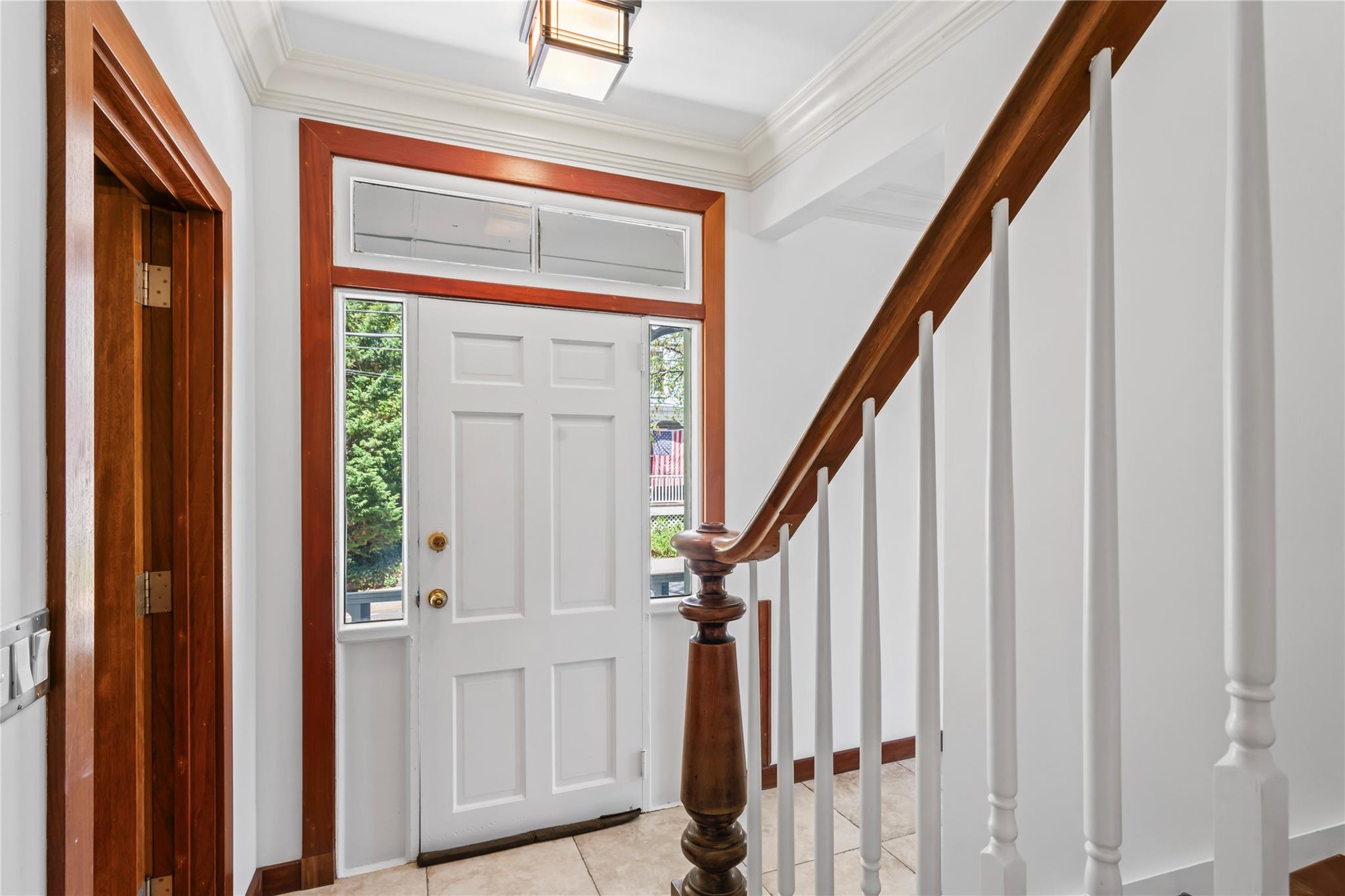 2 Glenlawn Avenue