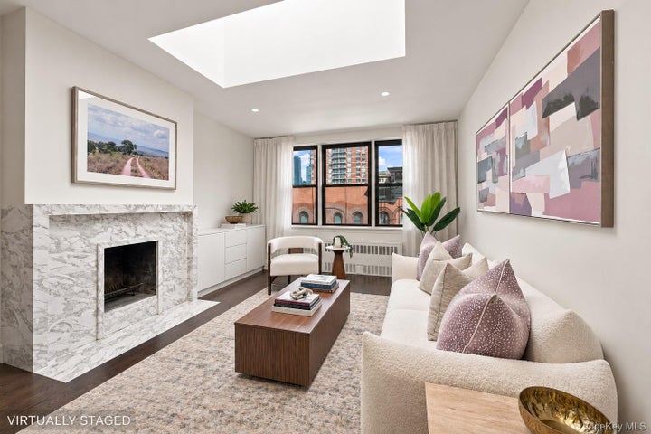 Photo 1 of 20 — 250 W 15th Street 6G, New York (Manhattan), NY 10011
