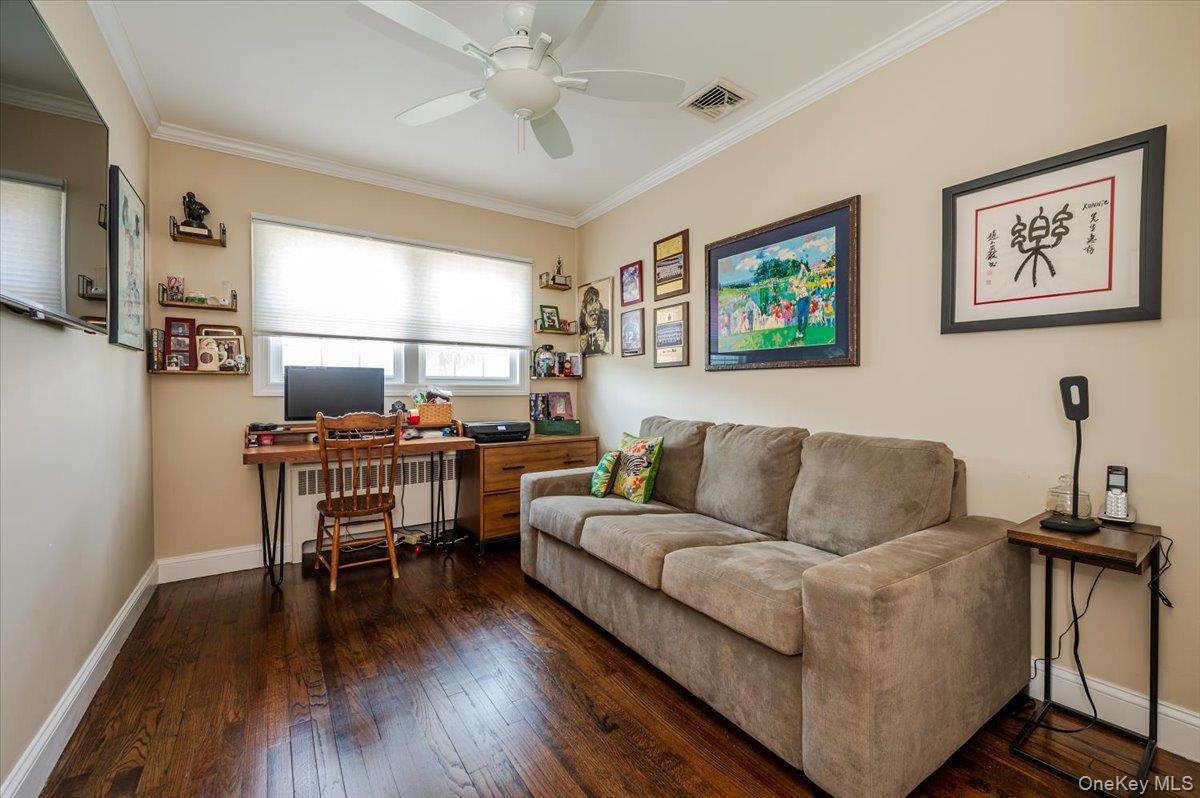 Atlantic Beach, New York 11509, United States, 4 Bedrooms Bedrooms, ,3 BathroomsBathrooms,Residential,Active,210094