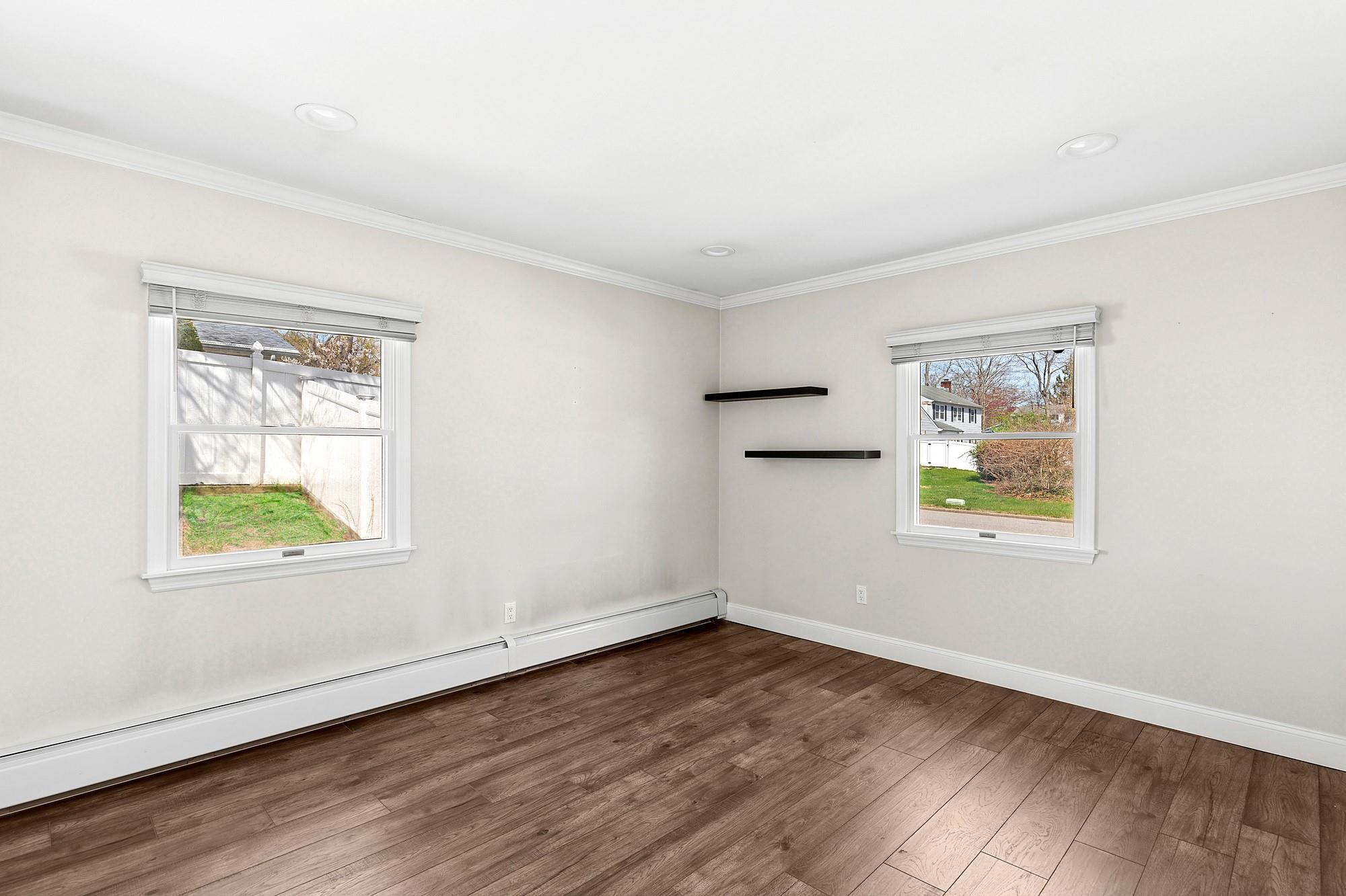 4 Wellsley Court, Coram, New York image 14