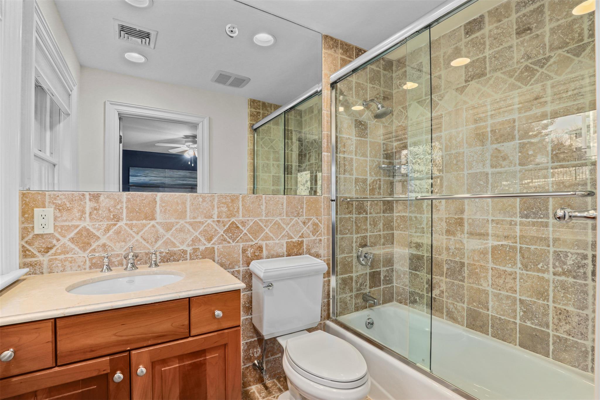 66 Roundabend Road, Tarrytown, New York image 21