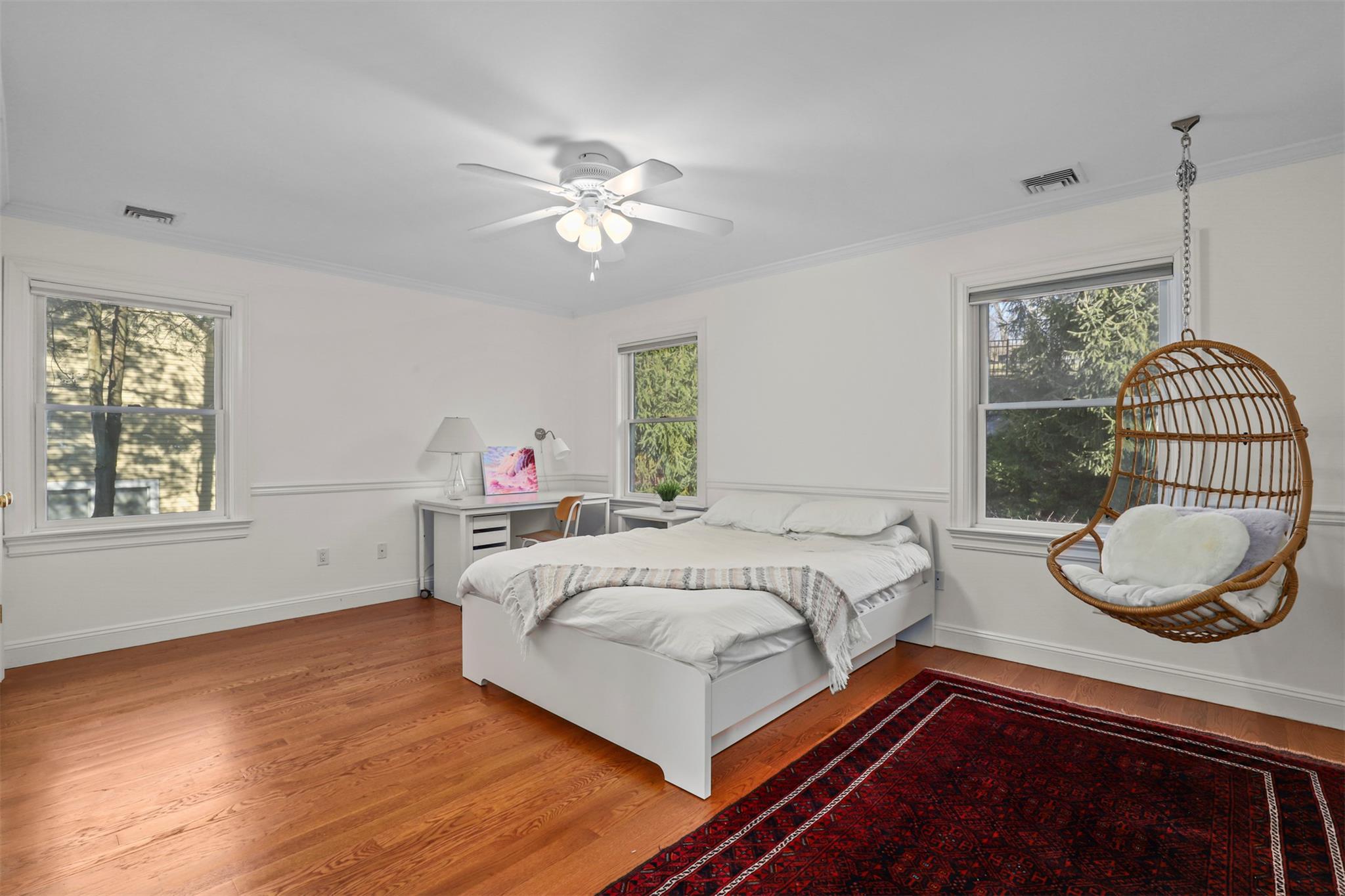 66 Roundabend Road, Tarrytown, New York image 24