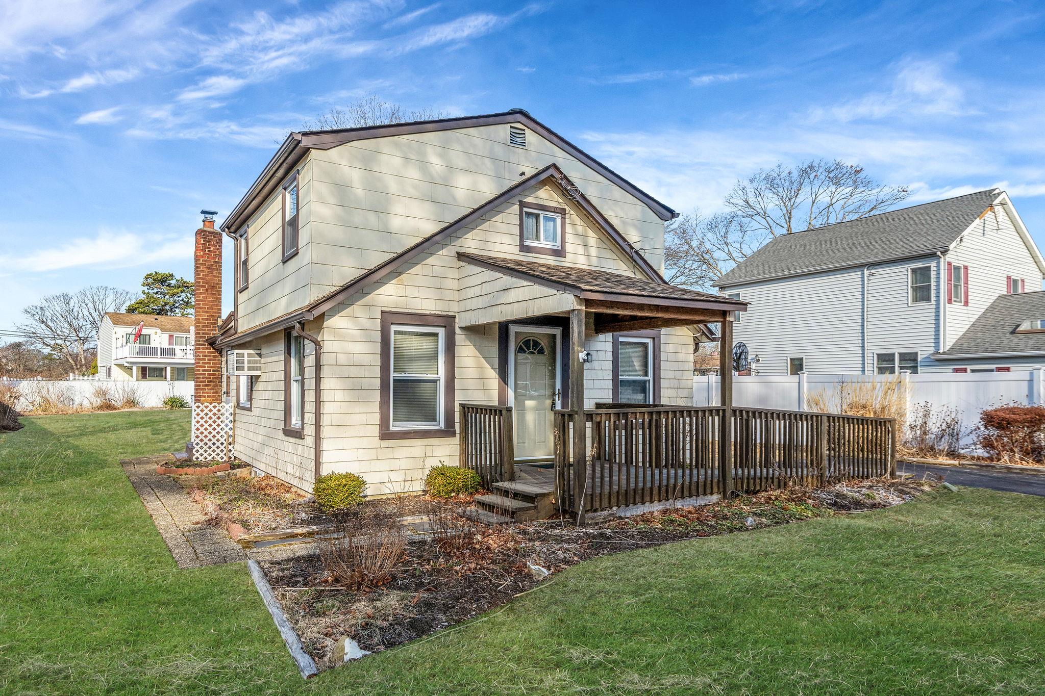 652 Durham Road, Islip, New York image 3