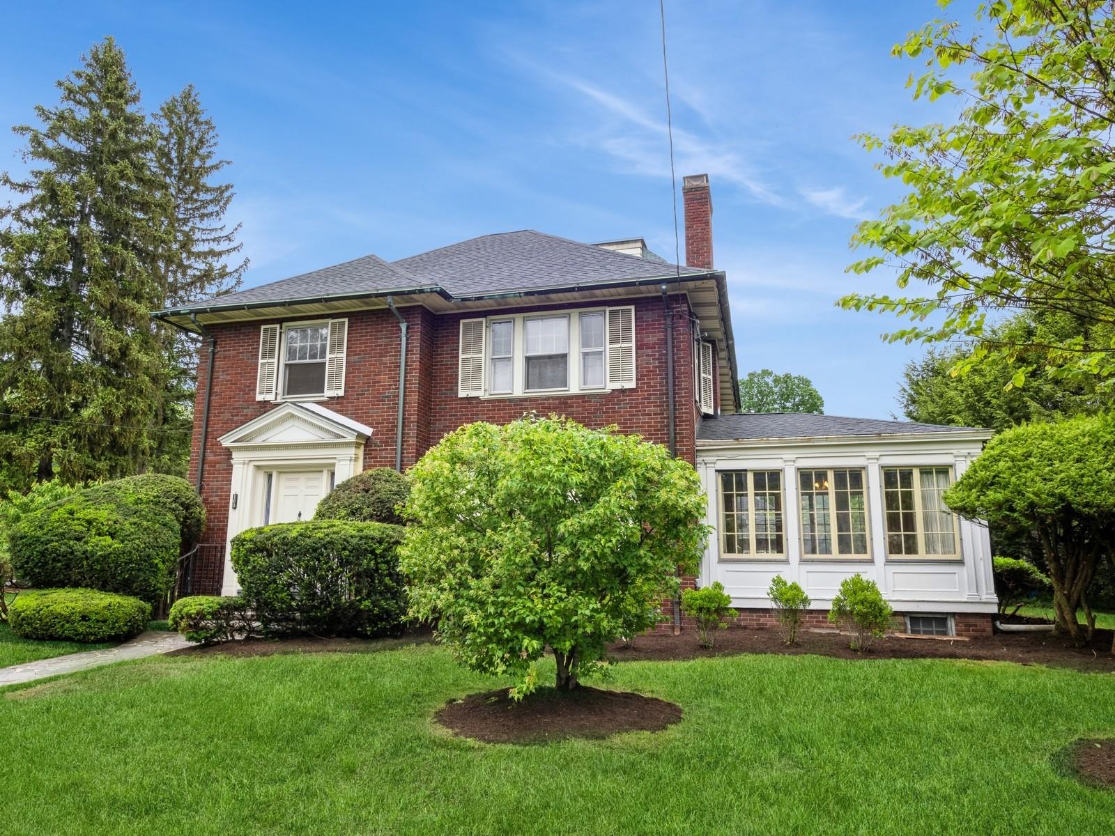 160 N Manor Avenue, Kingston, New York image 1