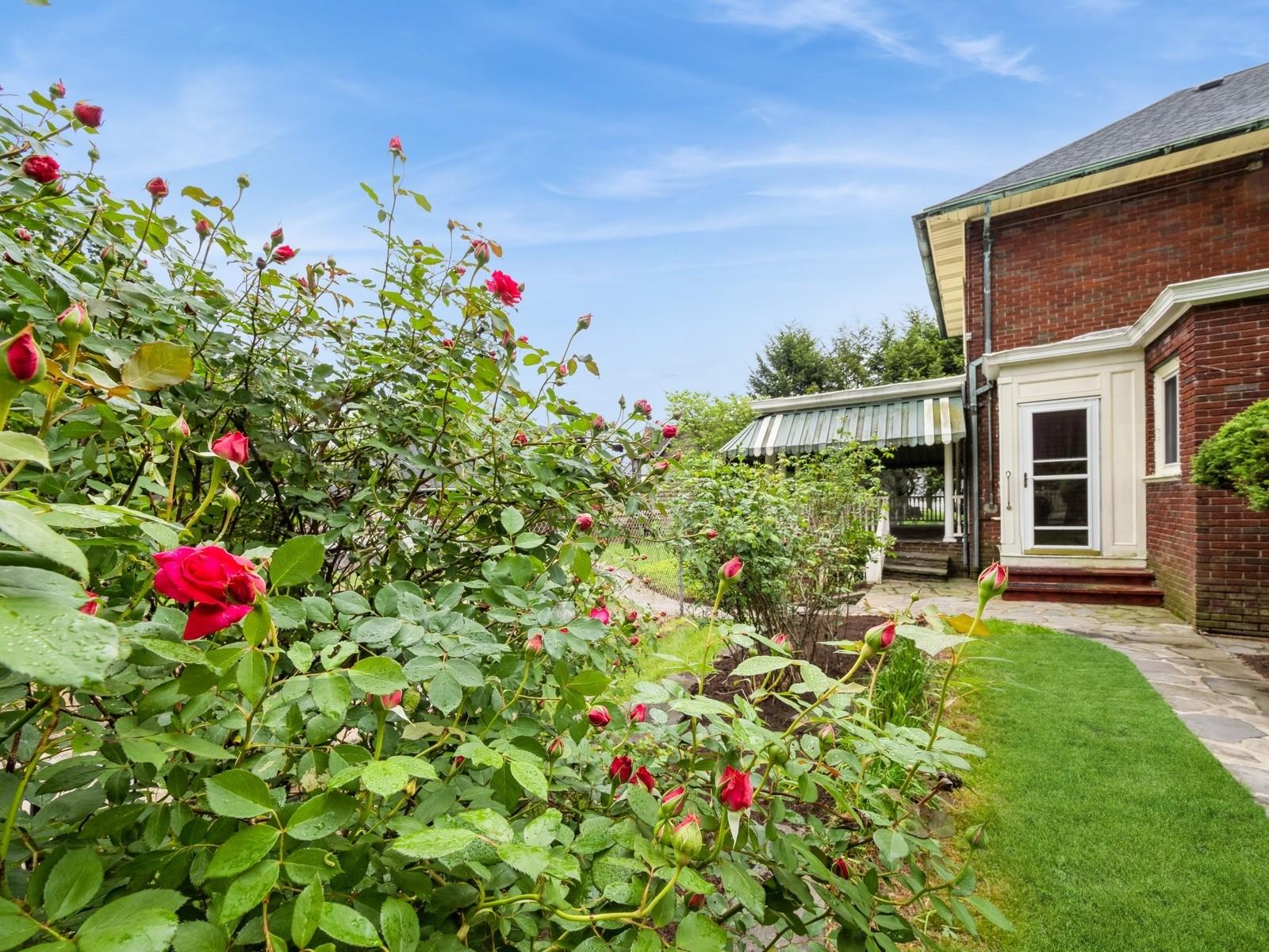 160 N Manor Avenue, Kingston, New York image 3