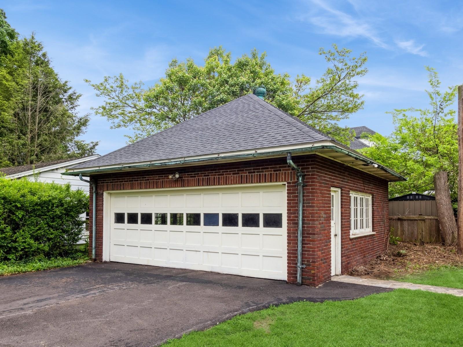 160 N Manor Avenue, Kingston, New York image 35