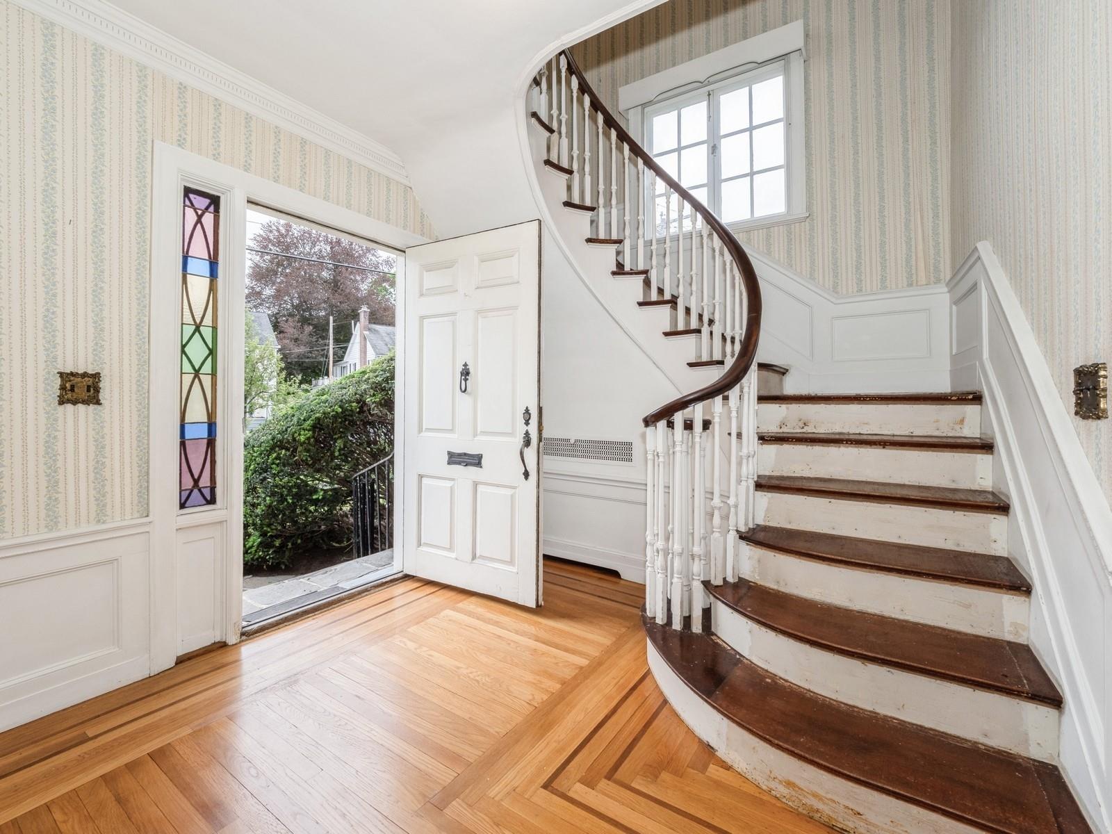 160 N Manor Avenue, Kingston, New York image 7