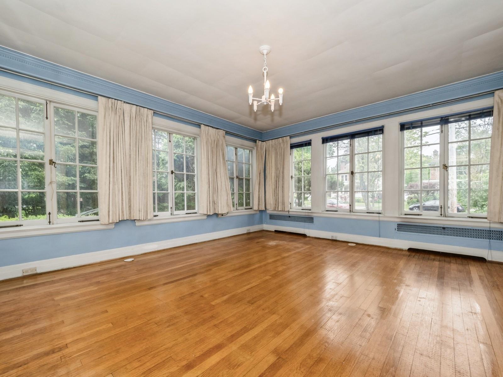160 N Manor Avenue, Kingston, New York image 9