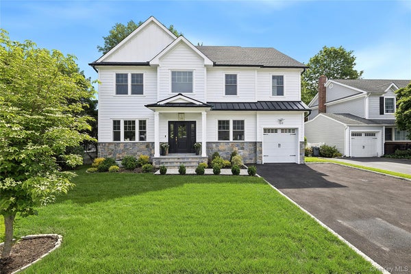 159 LINCOLN ST, GARDEN CITY, NY 11530 - Image 4a2ea536842679a74a1caaaa36a8fb6d/3396937429