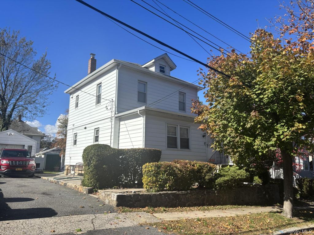 Photo of 49 Cleveland Street, White Plains, NY 10606 (MLS # 943606)