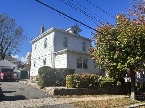 Photo of 49 Cleveland Street, White Plains, NY 10606 (MLS # 943606)