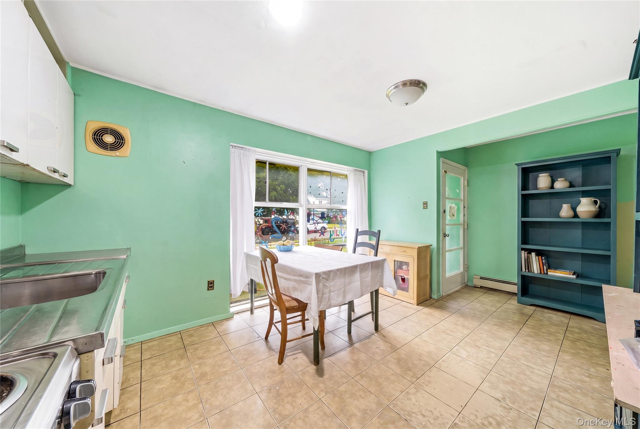 161 Duckpond Drive N