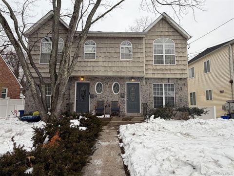 62 #A Linwood Road N Port Washington NY 11050