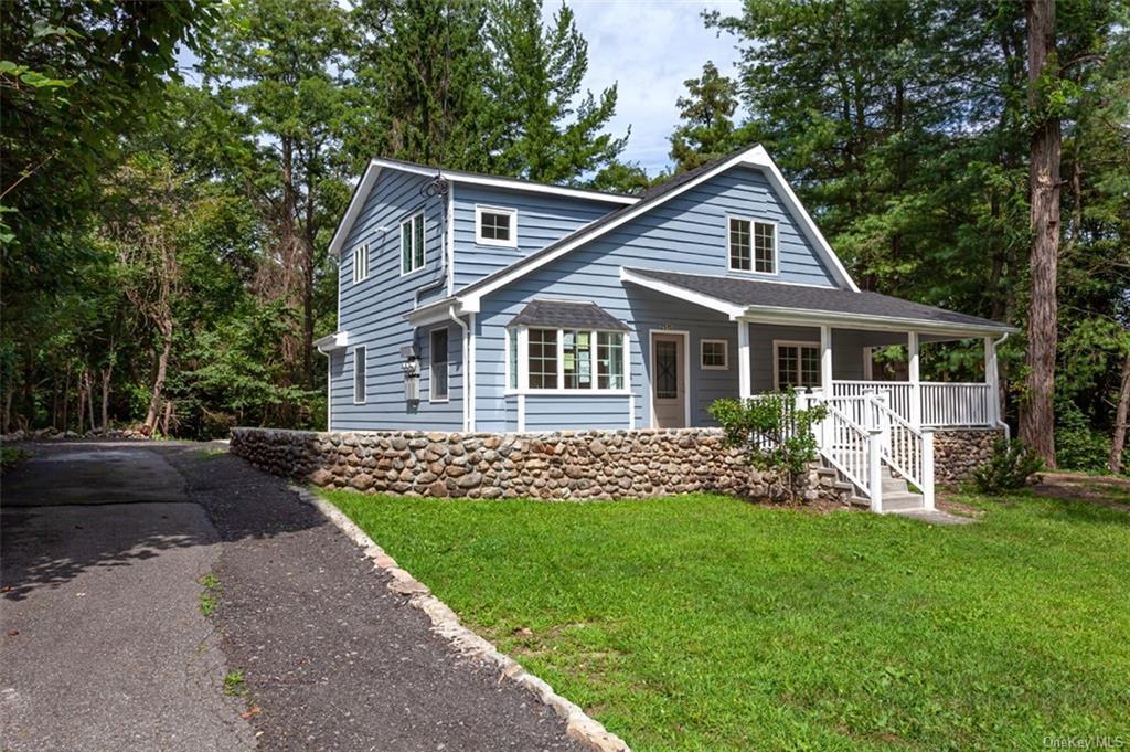 Rental Property at Garden Lane 1, Cortlandt Manor, New York - Bedrooms: 2 
Bathrooms: 1 
Rooms: 4  - $3,100 MO.