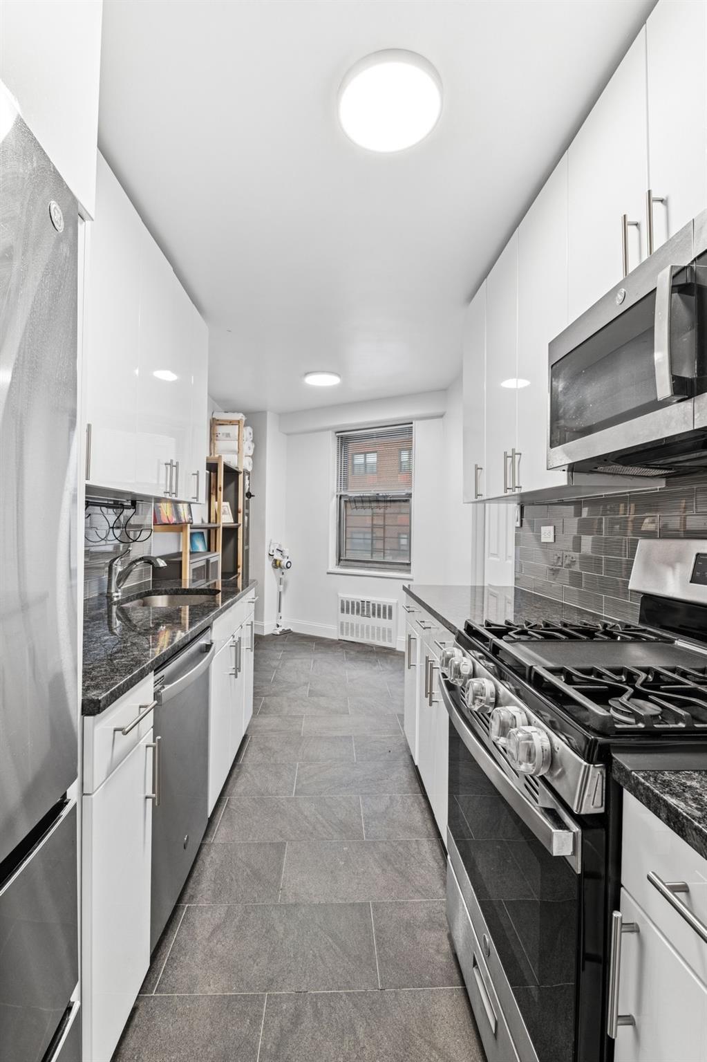 125-10 Queens Boulevard #612, Kew Gardens, New York image 14