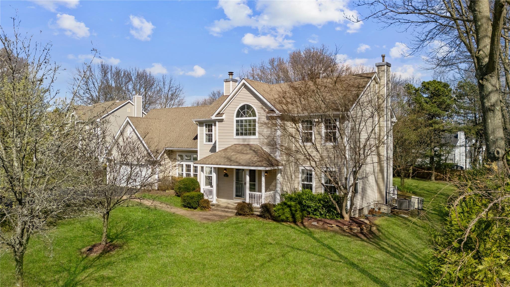 23 Varsity Boulevard, East Setauket, New York image 28