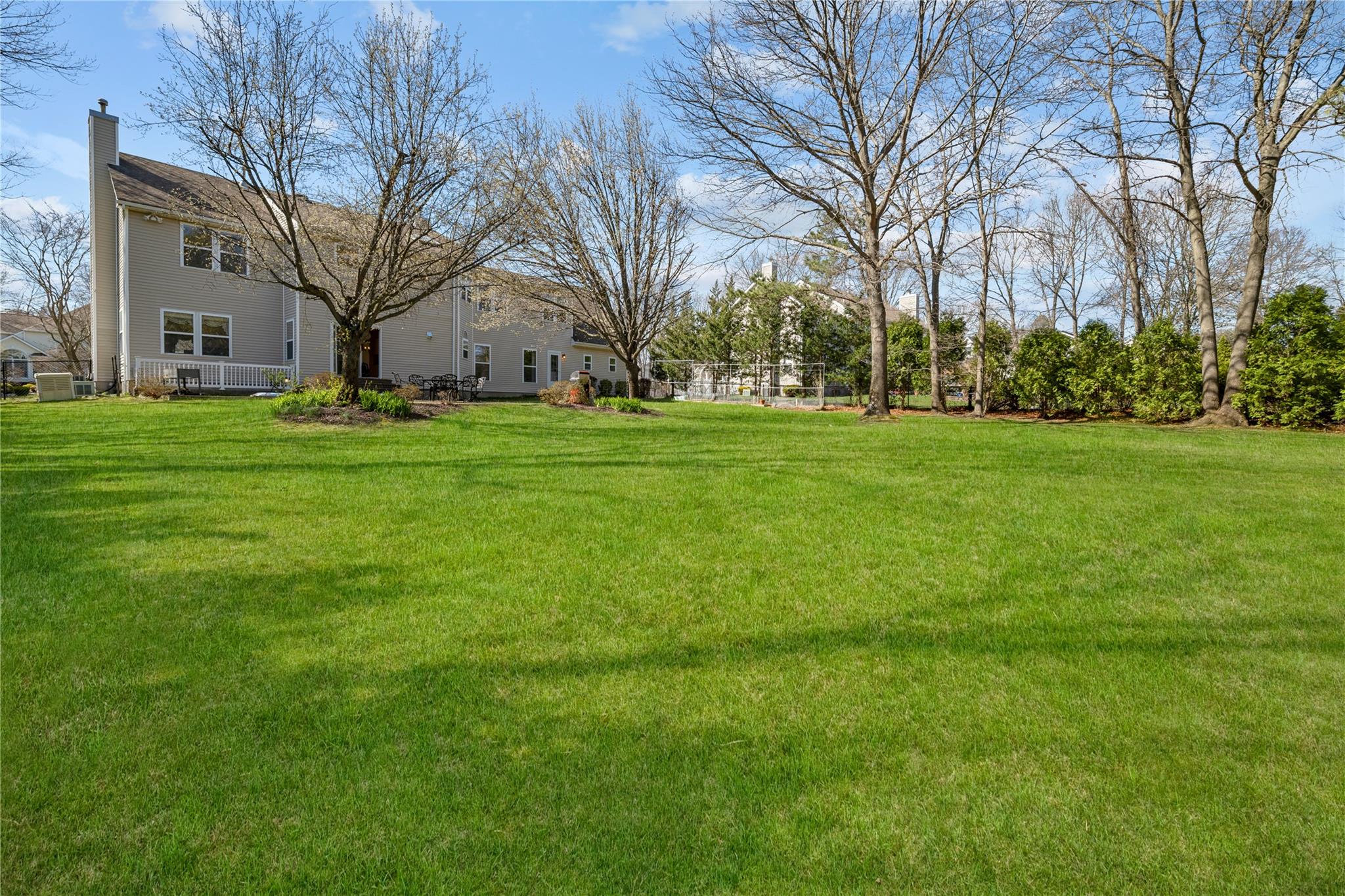 23 Varsity Boulevard, East Setauket, New York image 31