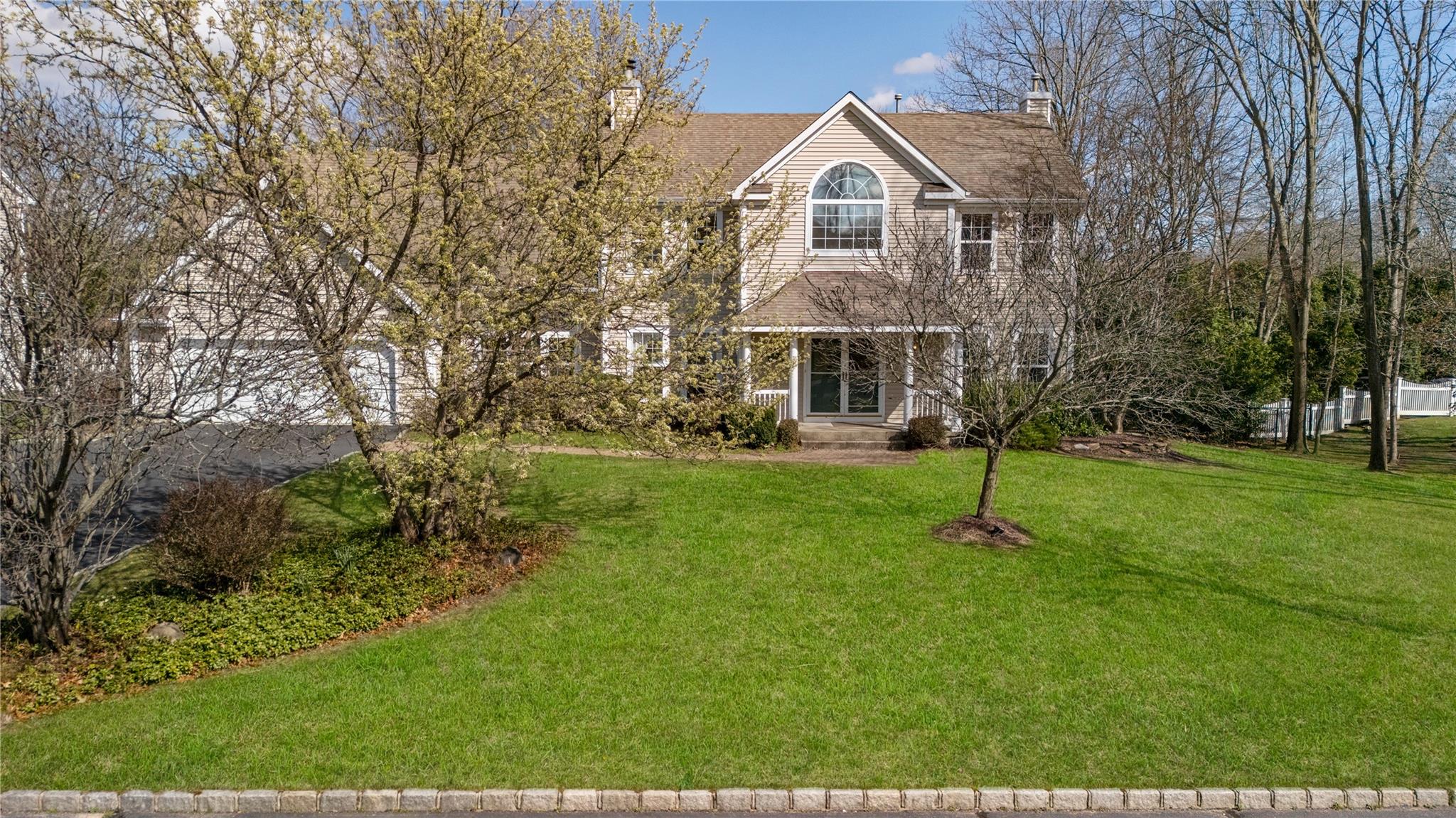 23 Varsity Boulevard, East Setauket, New York image 29