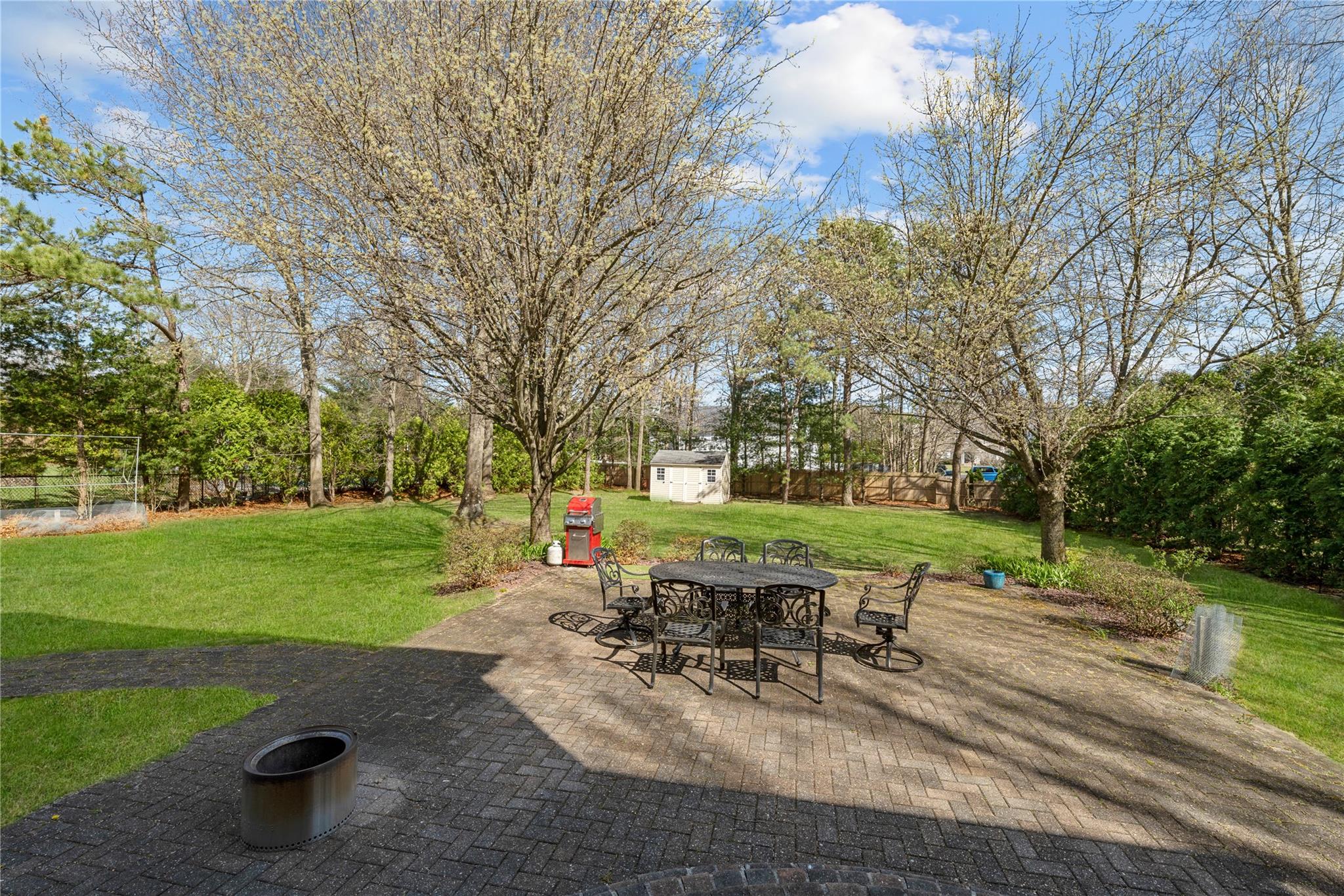 23 Varsity Boulevard, East Setauket, New York image 37