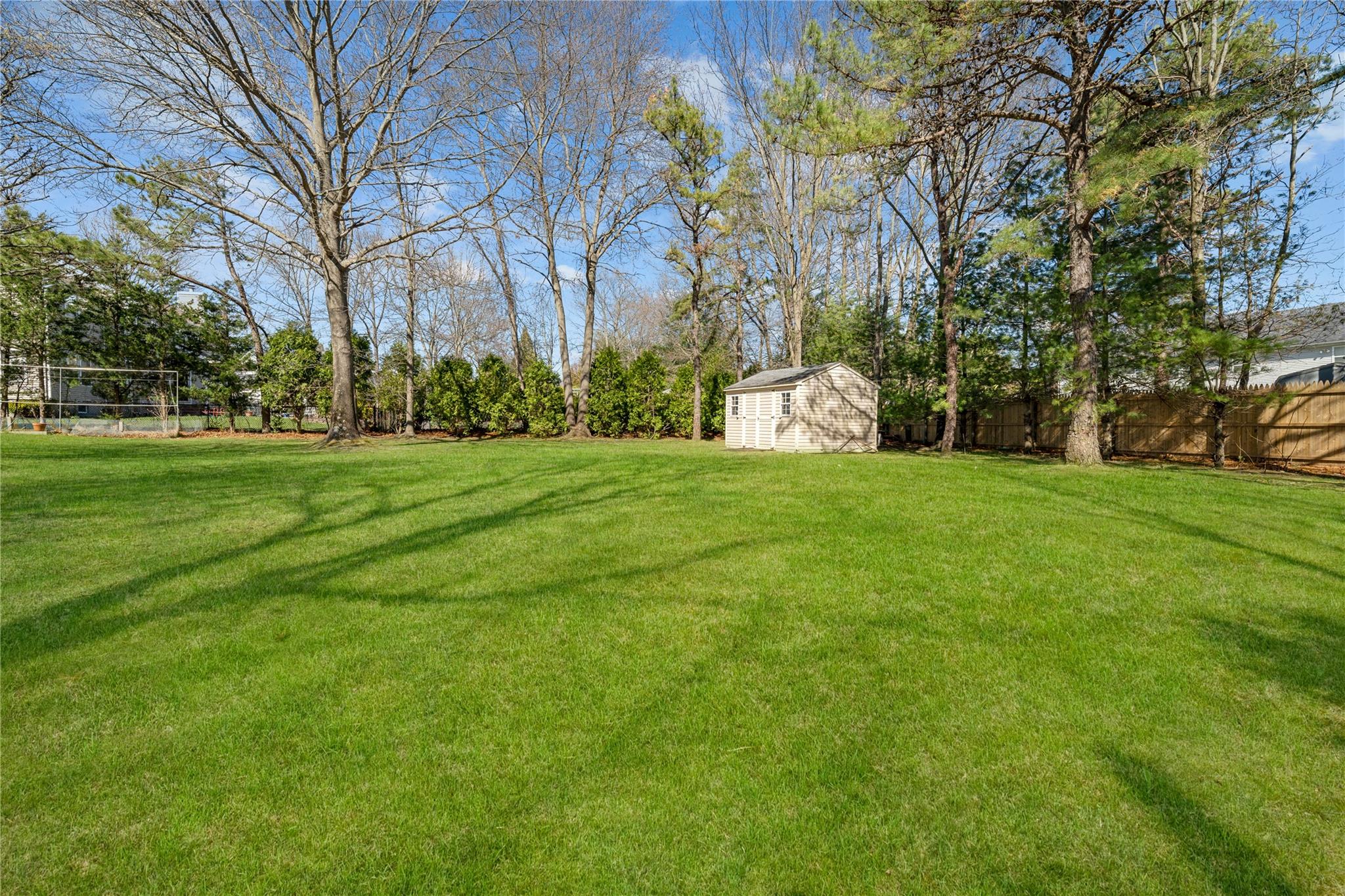 23 Varsity Boulevard, East Setauket, New York image 32