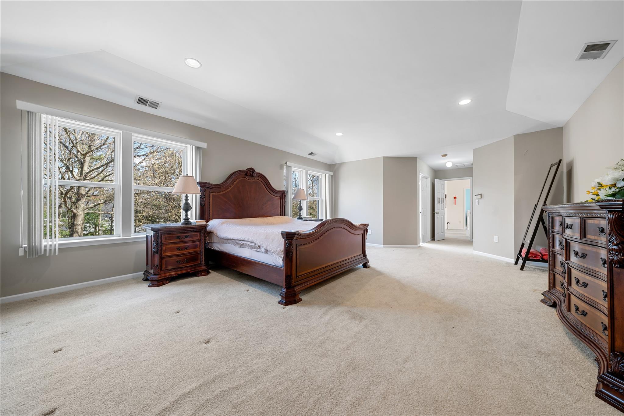 23 Varsity Boulevard, East Setauket, New York image 15