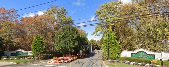 23 Varsity Boulevard, East Setauket, New York image 39