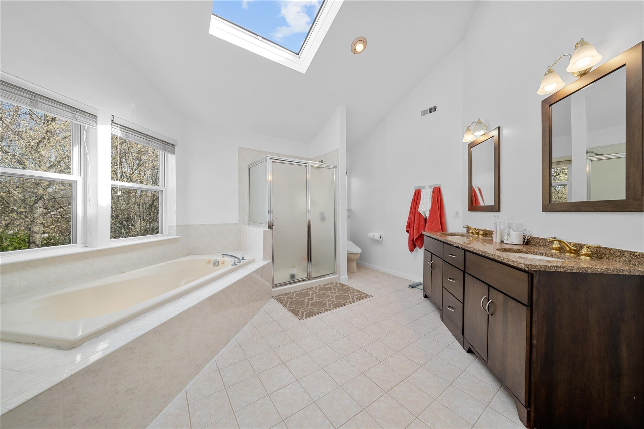 23 Varsity Boulevard, East Setauket, New York image 17