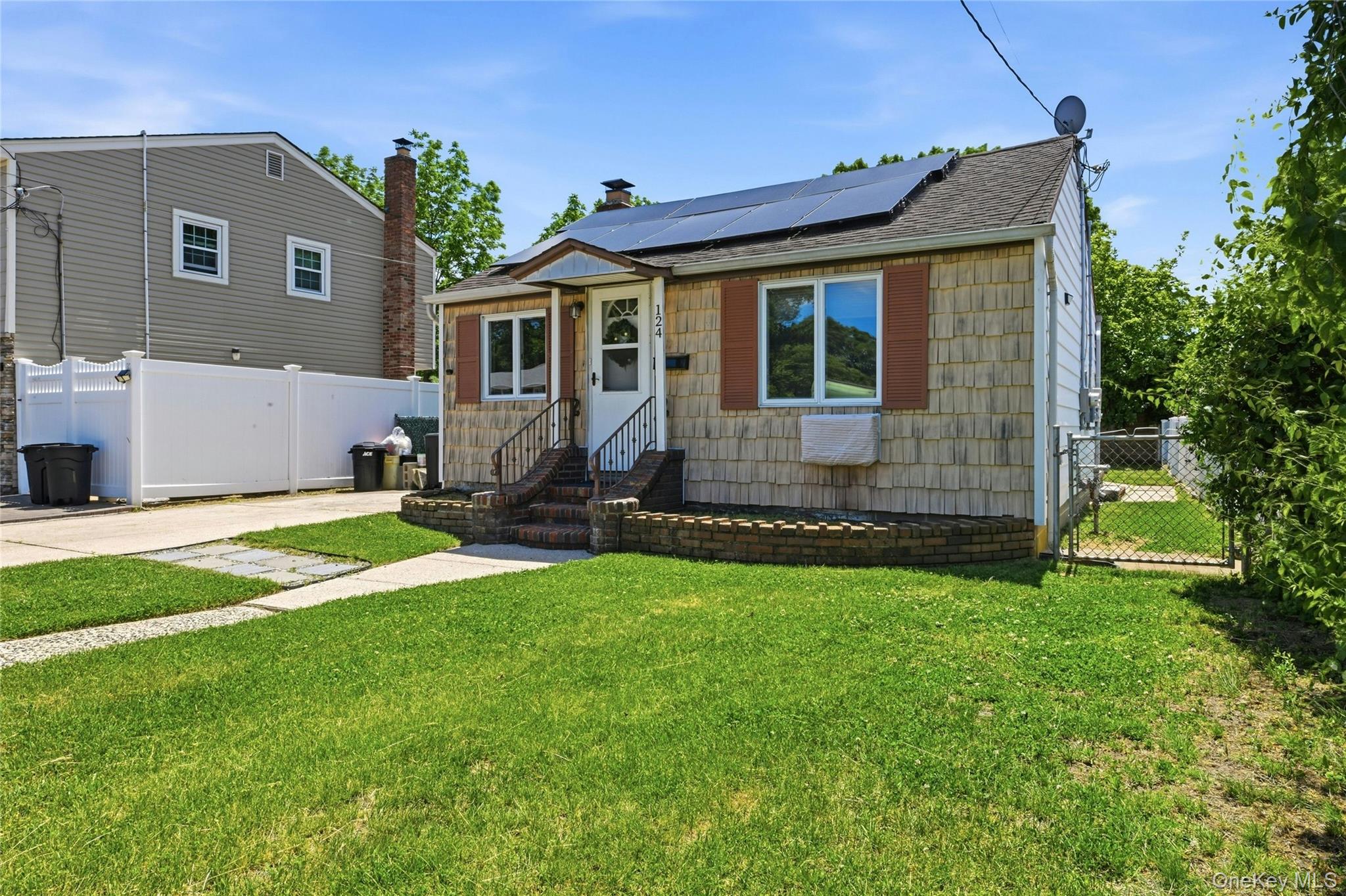 124 N Linden Street