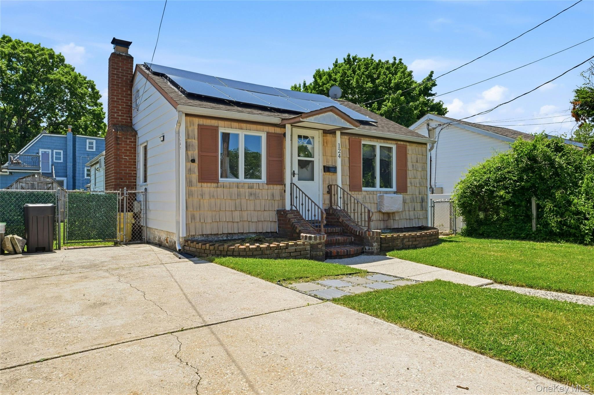 124 N Linden Street