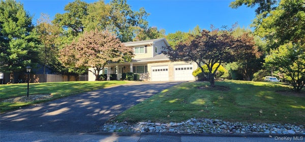 15 STERLING FOREST LN, SUFFERN, NY 10901 - Image 4a4968d07bb9e5d93cddd48b0b6cfc8d/480821157