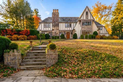 Homes For Sale - 4 Laurel Avenue<br/> Mount Vernon, NY 10552