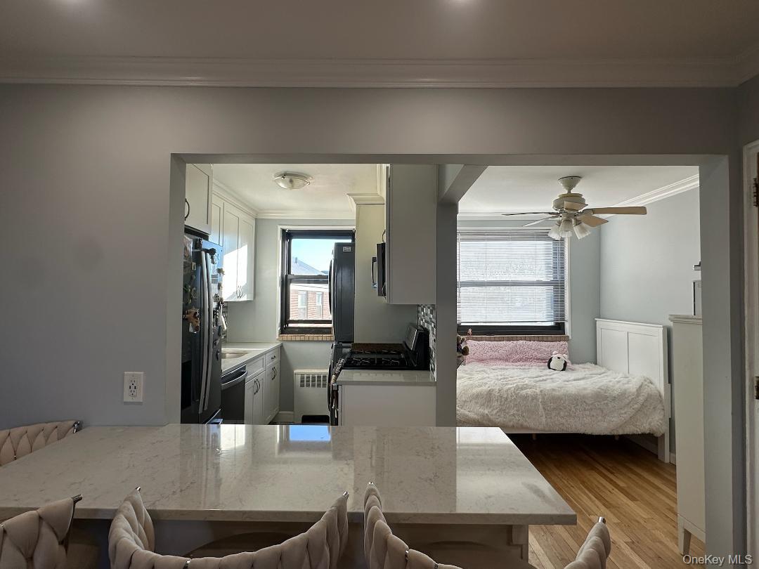 158-18 Cross Island  Parkway Parkway 6-8