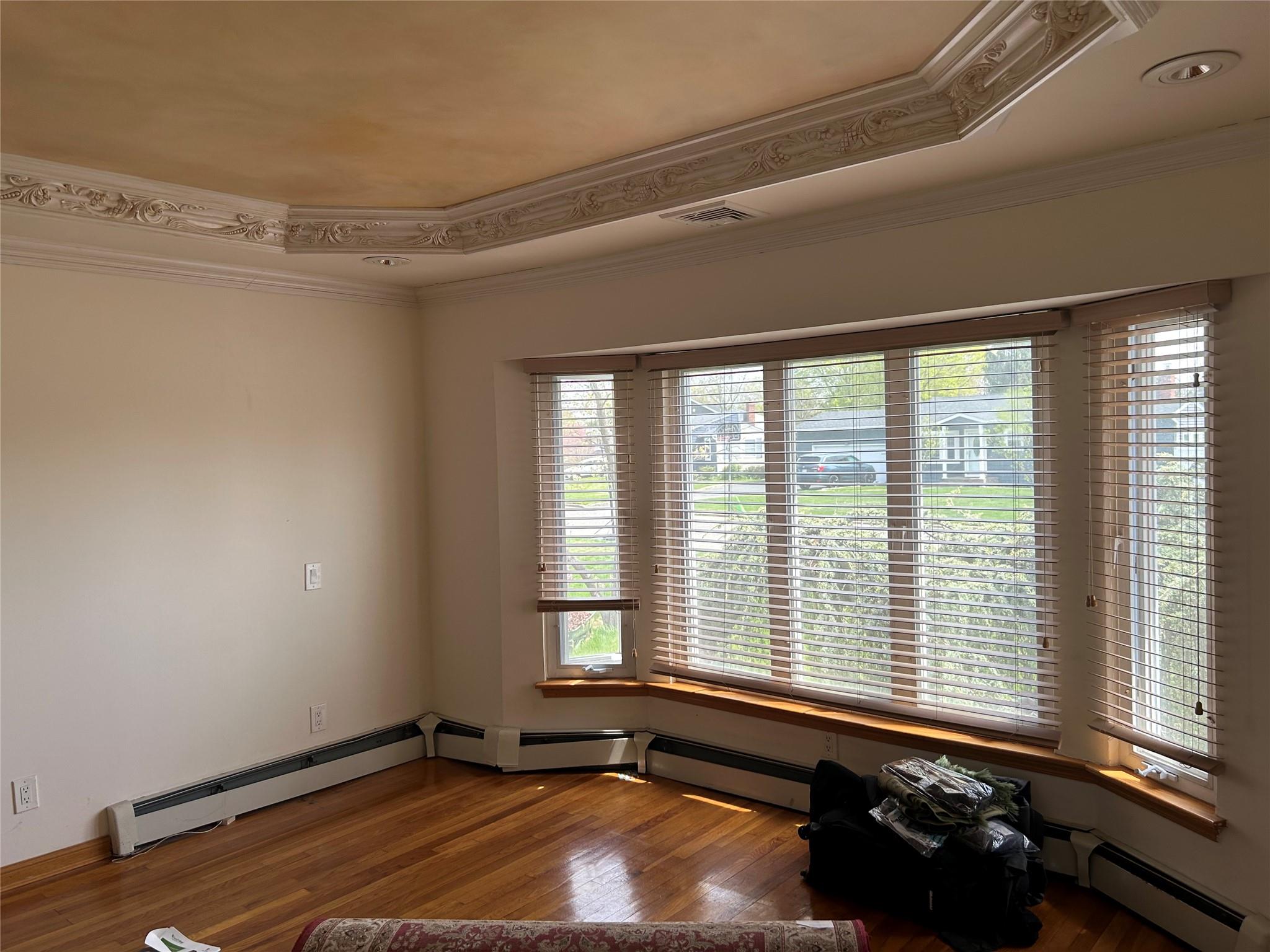 24 Gaymor Lane, Commack, New York image 6