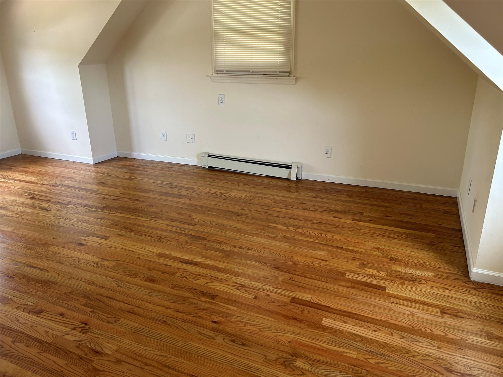 24 Gaymor Lane, Commack, New York image 13