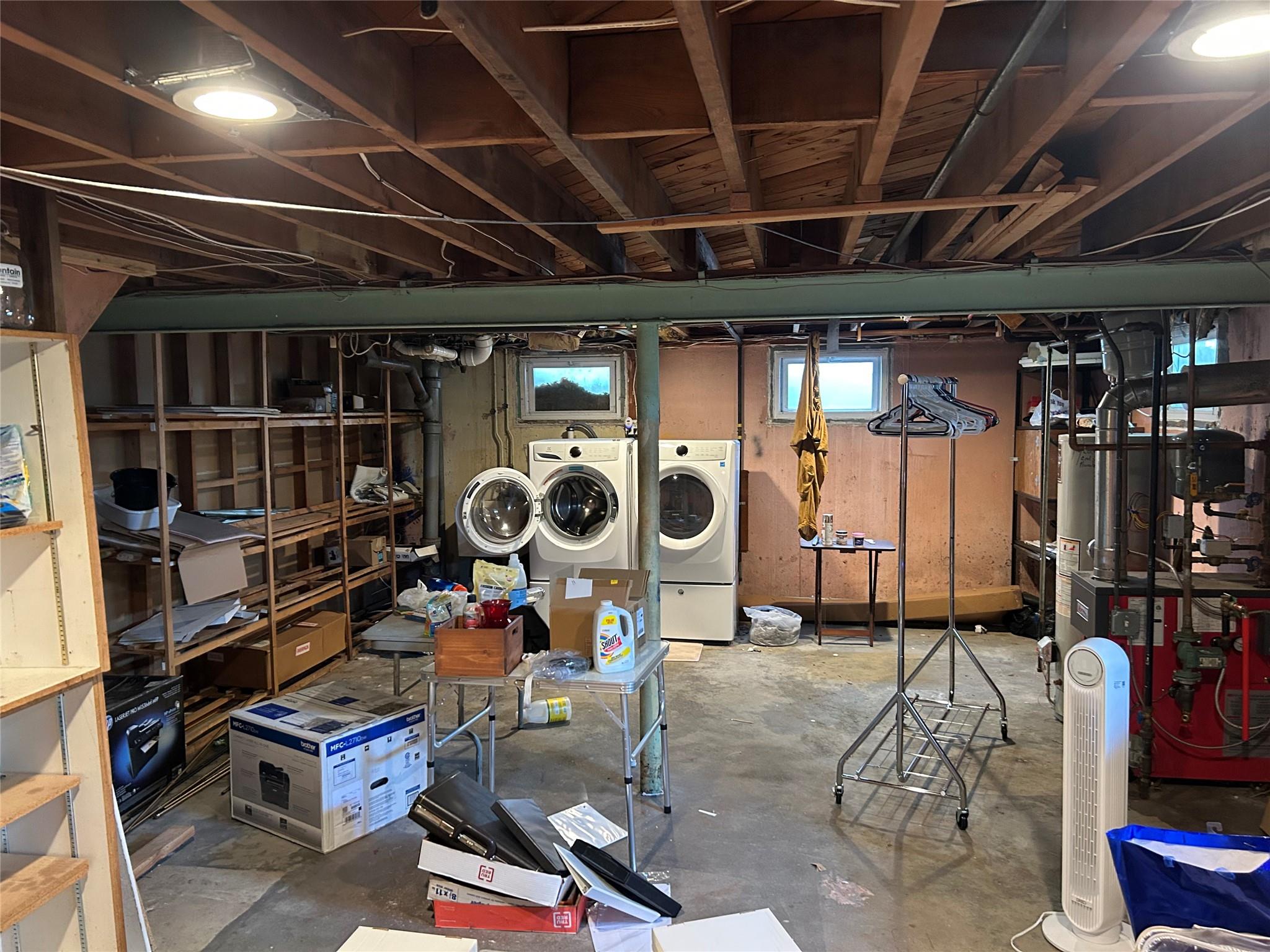 24 Gaymor Lane, Commack, New York image 26