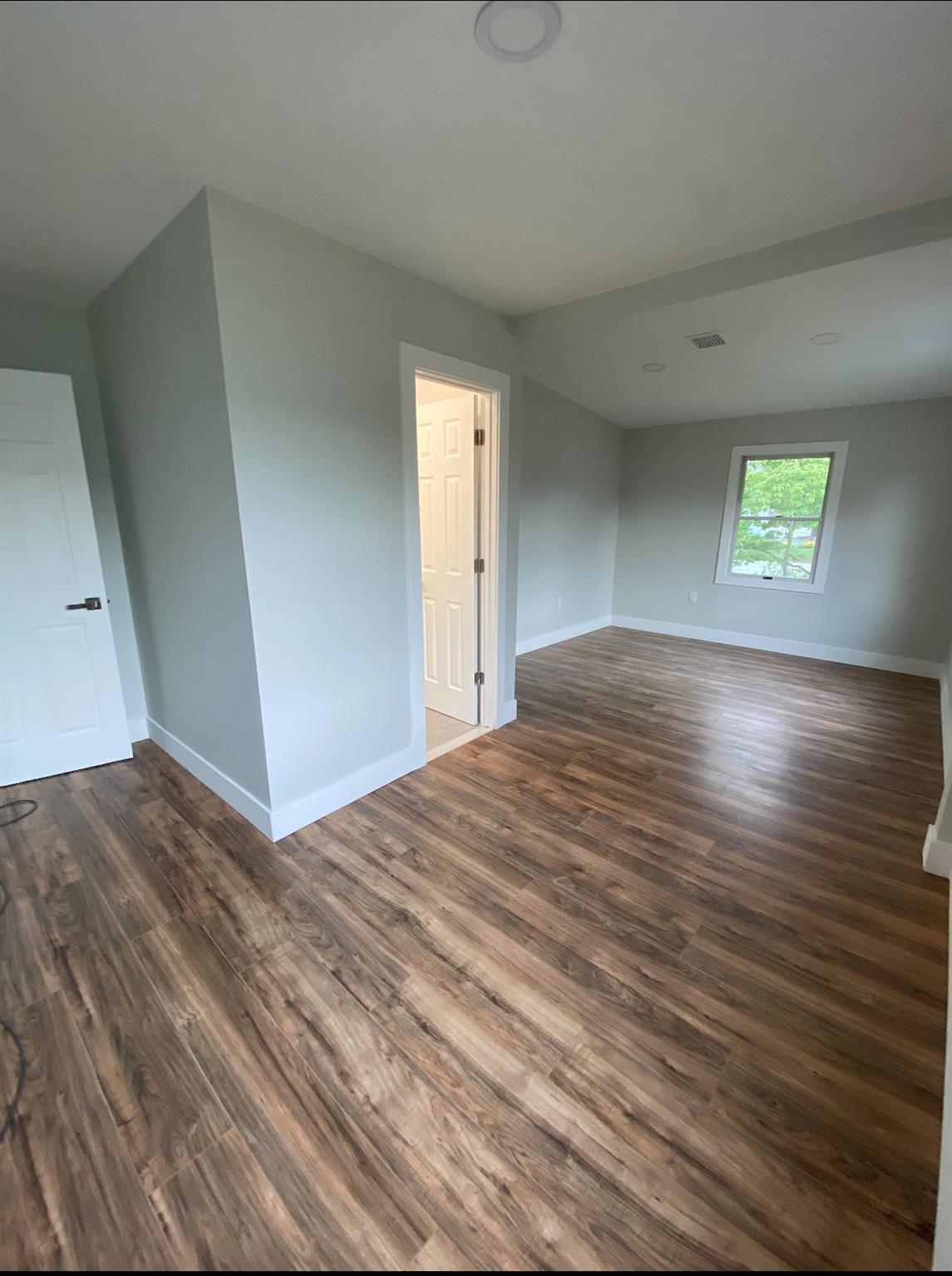 12 Fountain Avenue, Selden, New York image 42