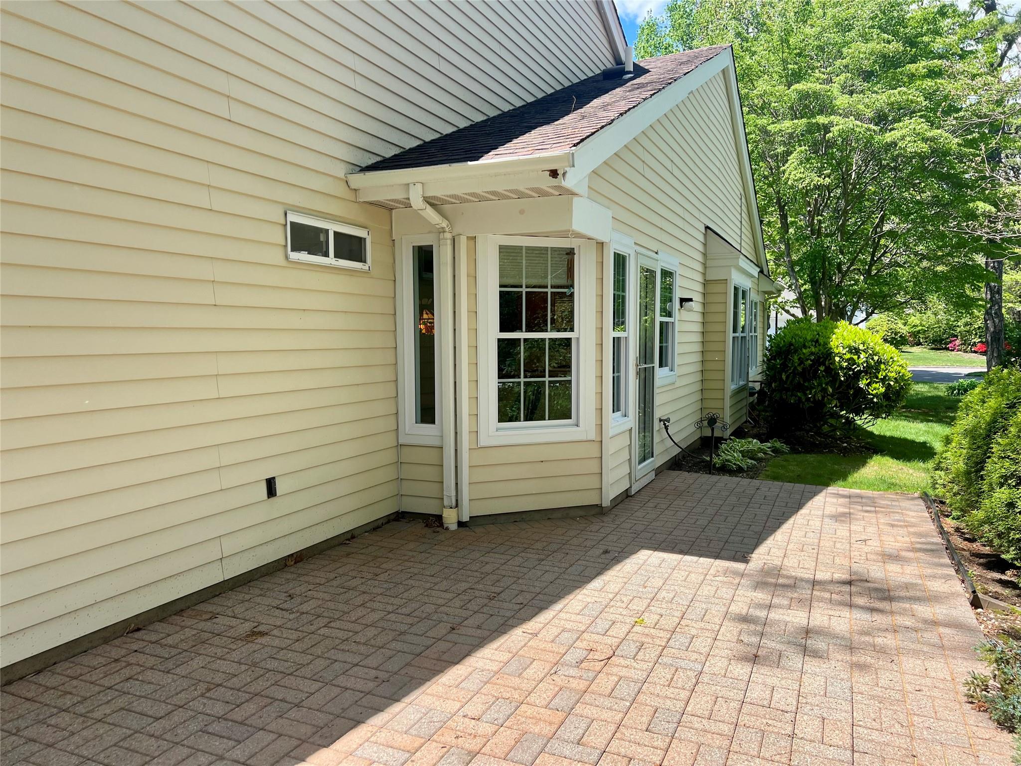 71 Glen Drive