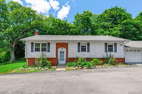 Homes For Rent - 170 Atonement Avenue<br/> Garrison, NY 10516