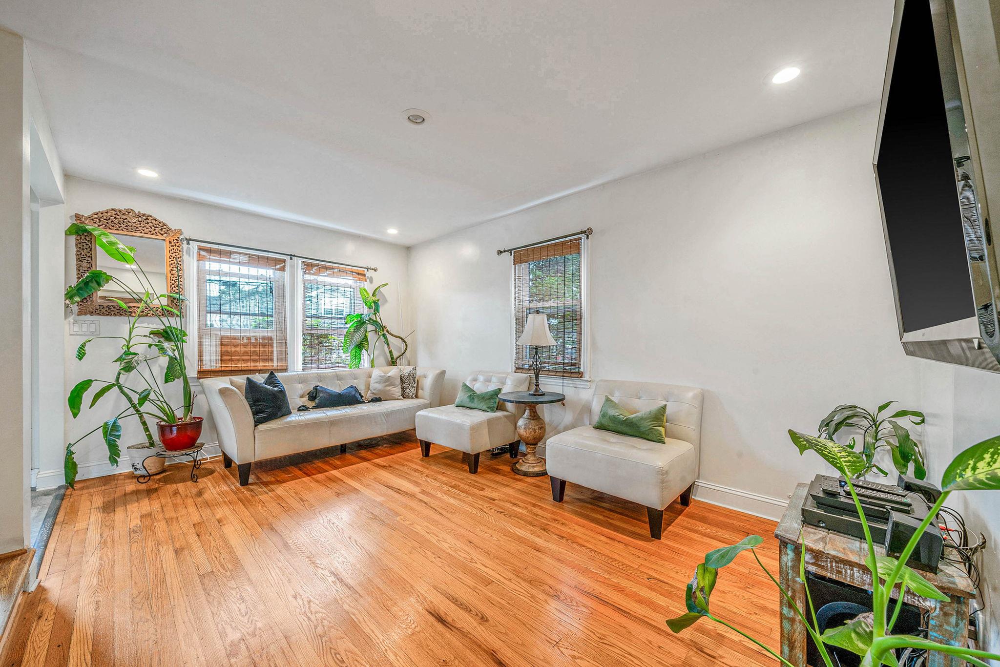 1668 Atherton Avenue, Elmont, New York image 8