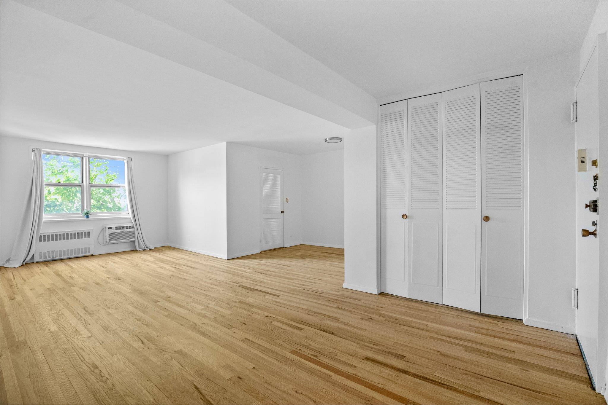 642 Locust Street #3K, Mount Vernon, New York image 6