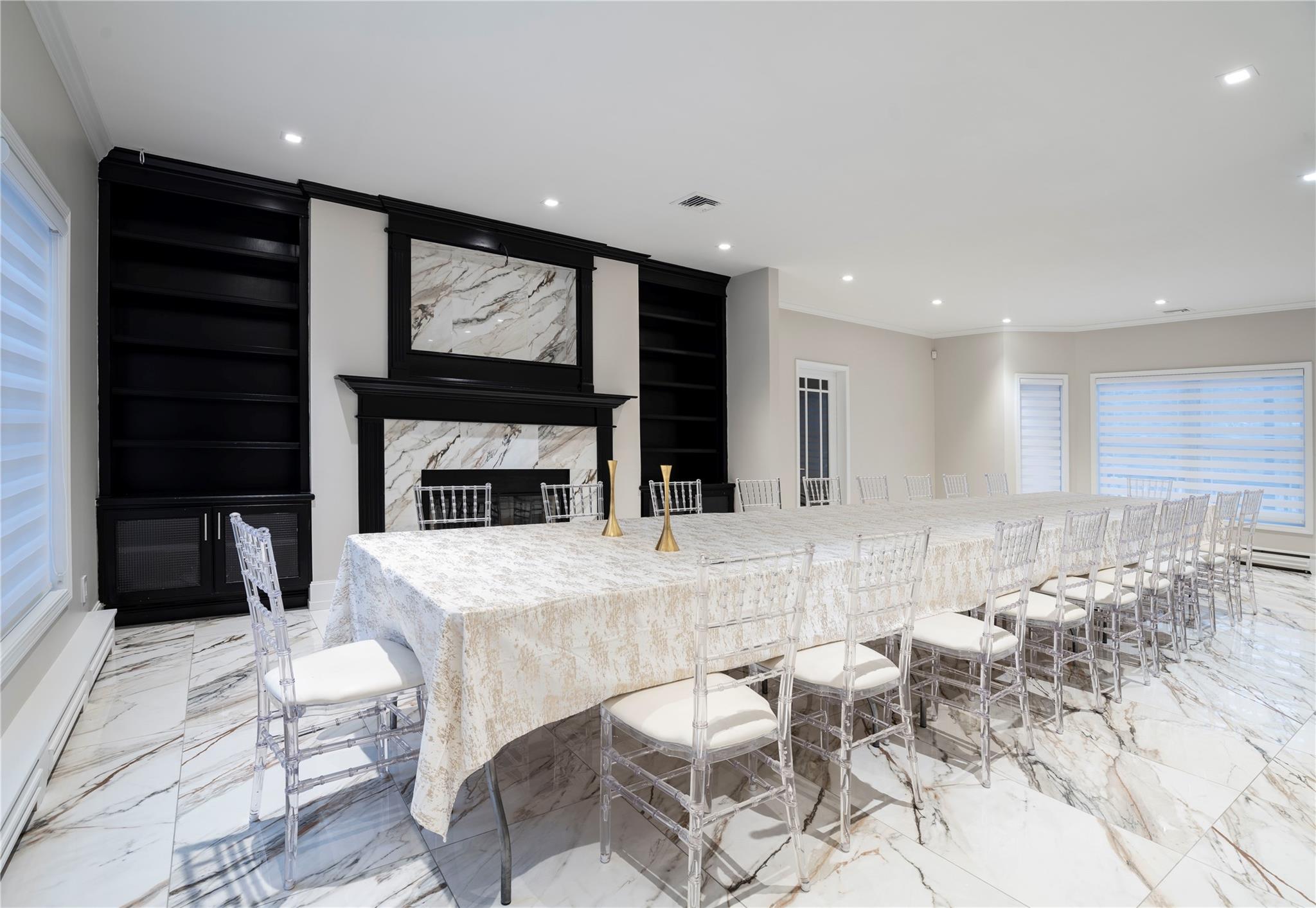 10-12 Damian Court