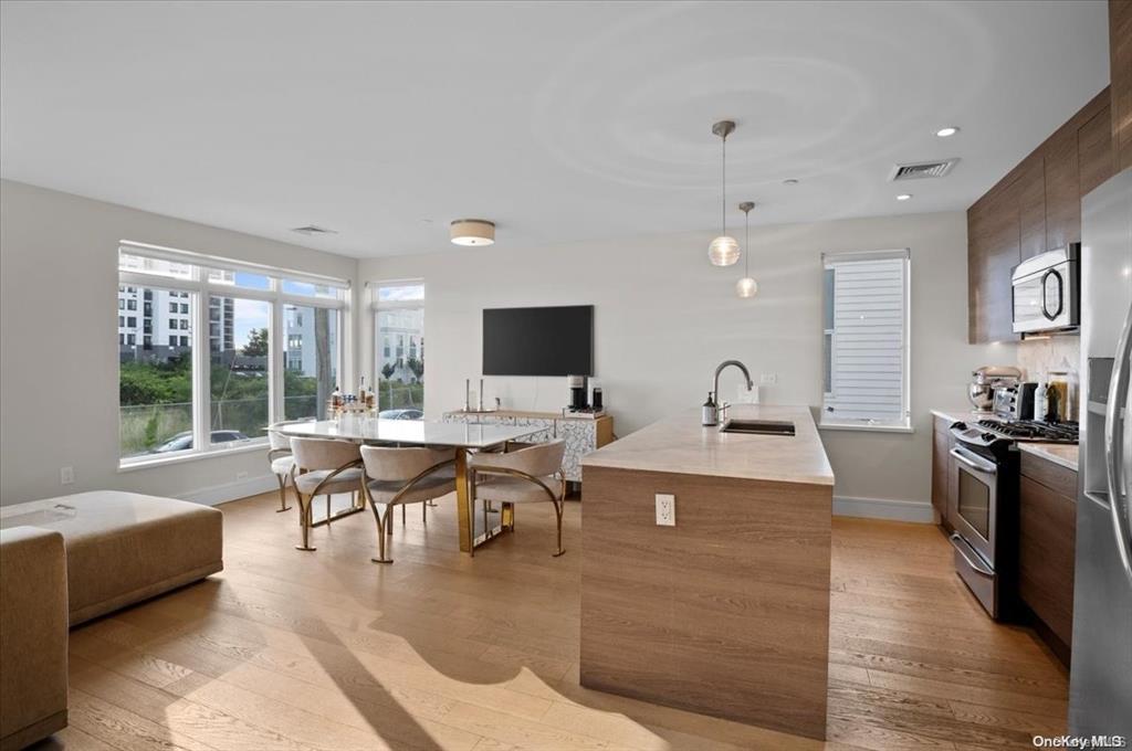 144 Beach 5th Street