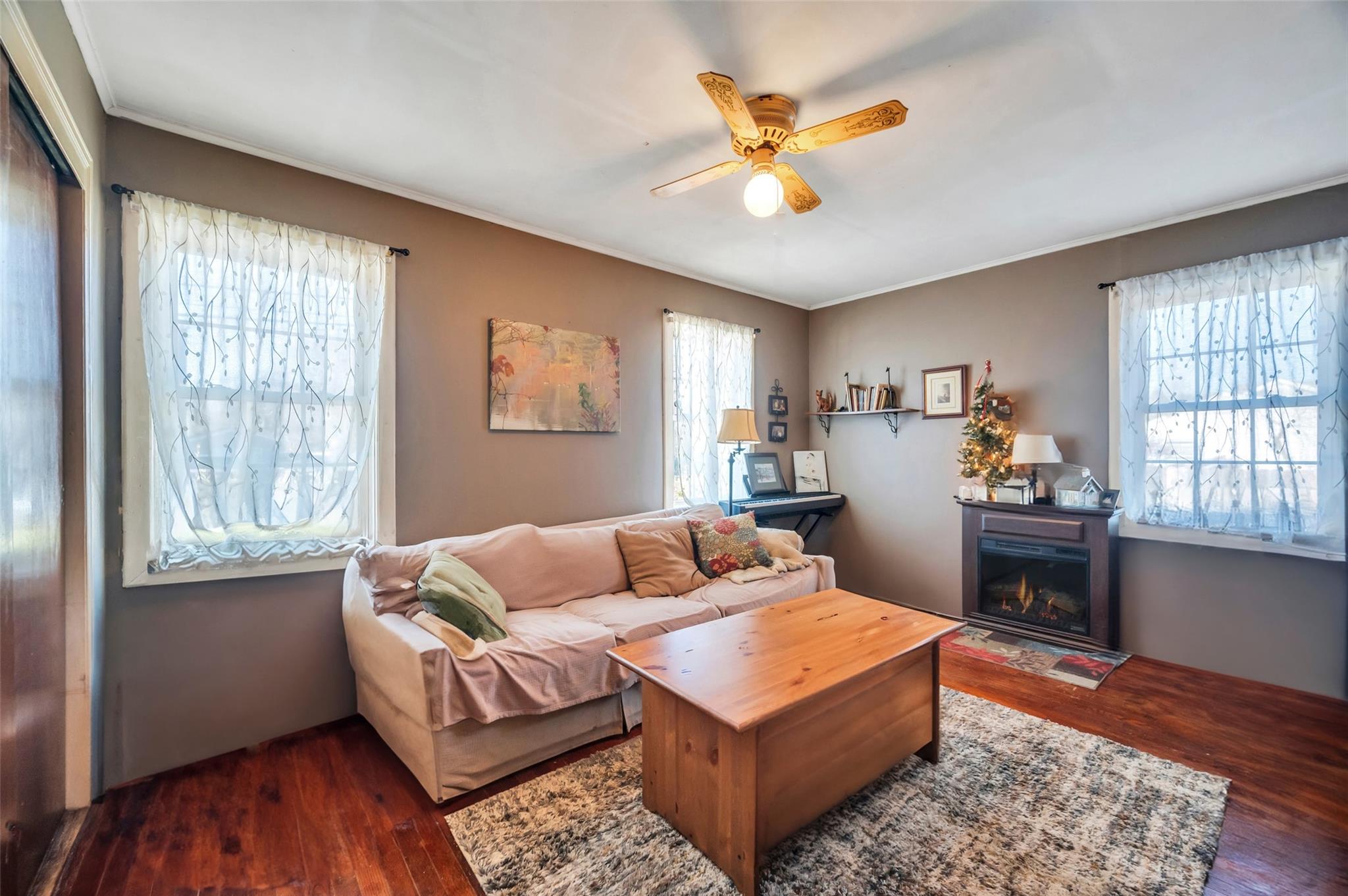 25 Minerva Lane Ln, Centereach, New York image 21