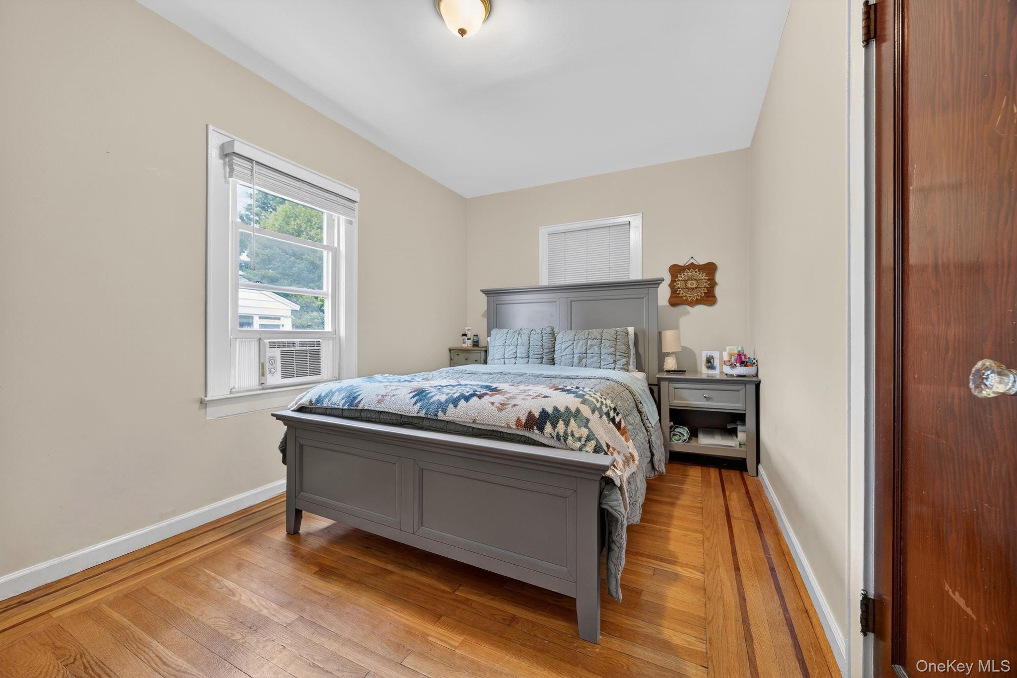 2456 Rockville Centre Parkway