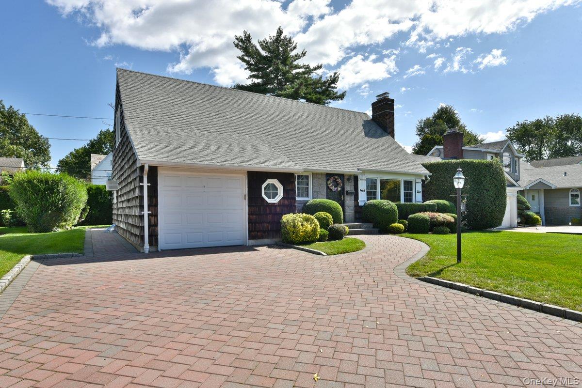 211 Wellington Road