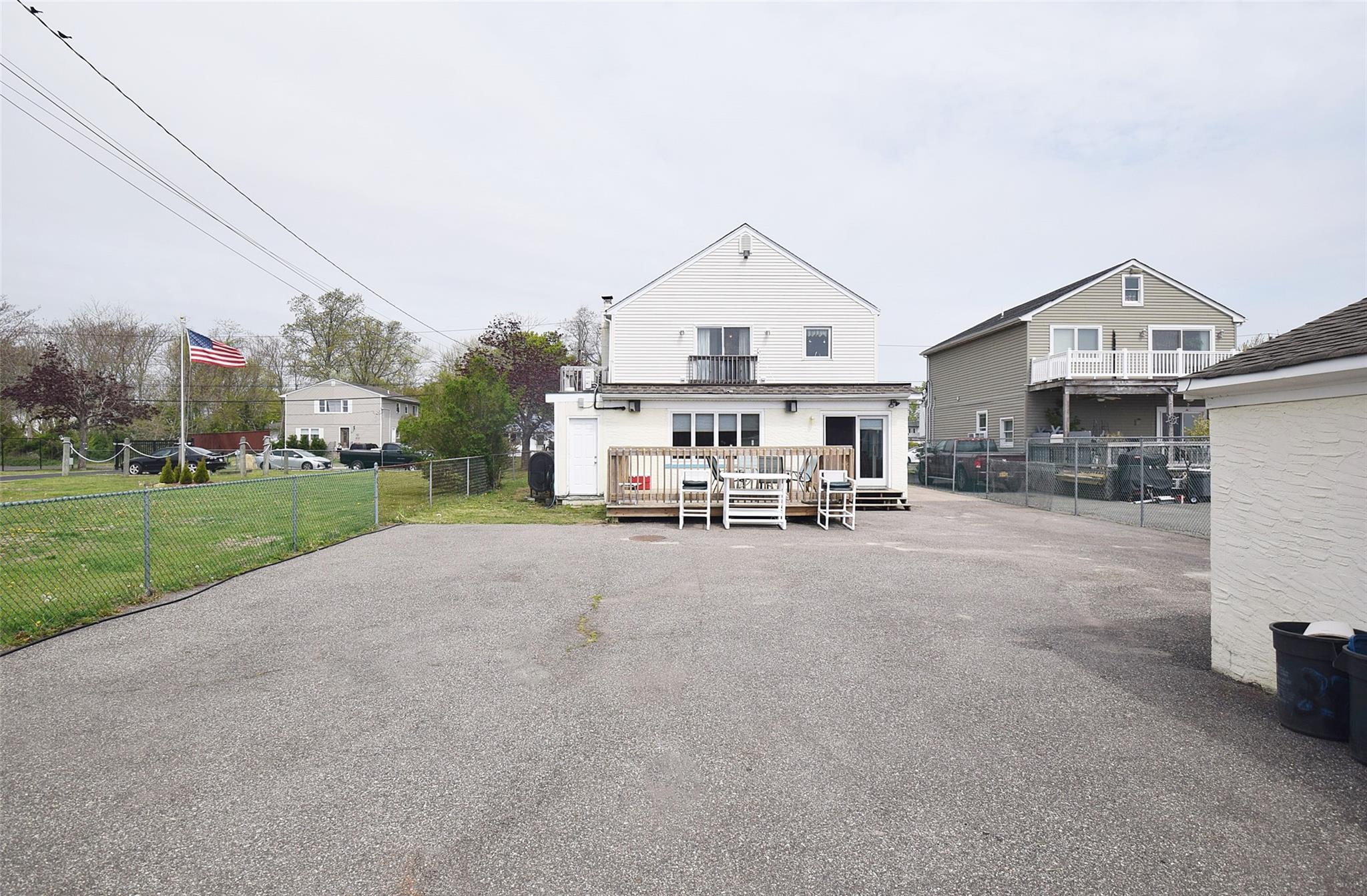 32 Shore Drive