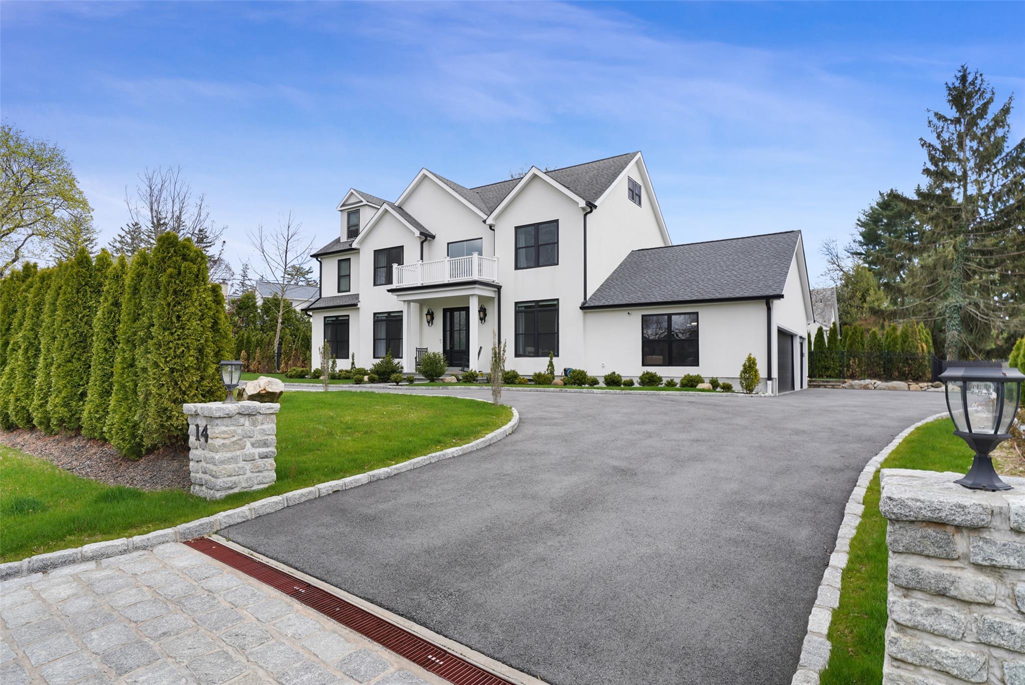 14 White Plains Road, Bronxville, New York image 3