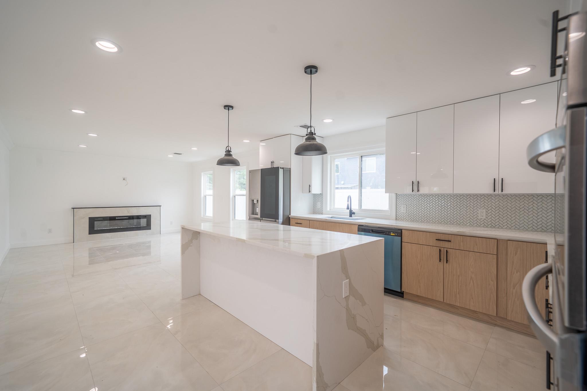 76 Woodcock Lane, Levittown, New York image 8