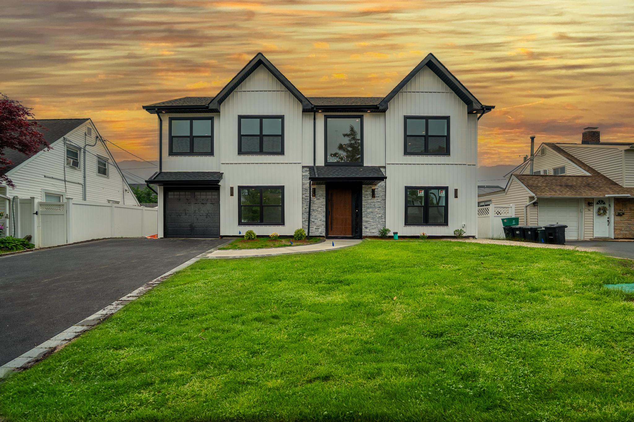 76 Woodcock Lane, Levittown, New York image 2